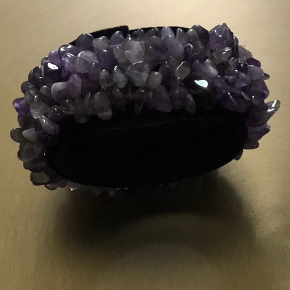 Amethyst Chips Carpet Stretch Bracelet 241.00ctw stretch bracelet 4 inch across - Picture 8 of 8